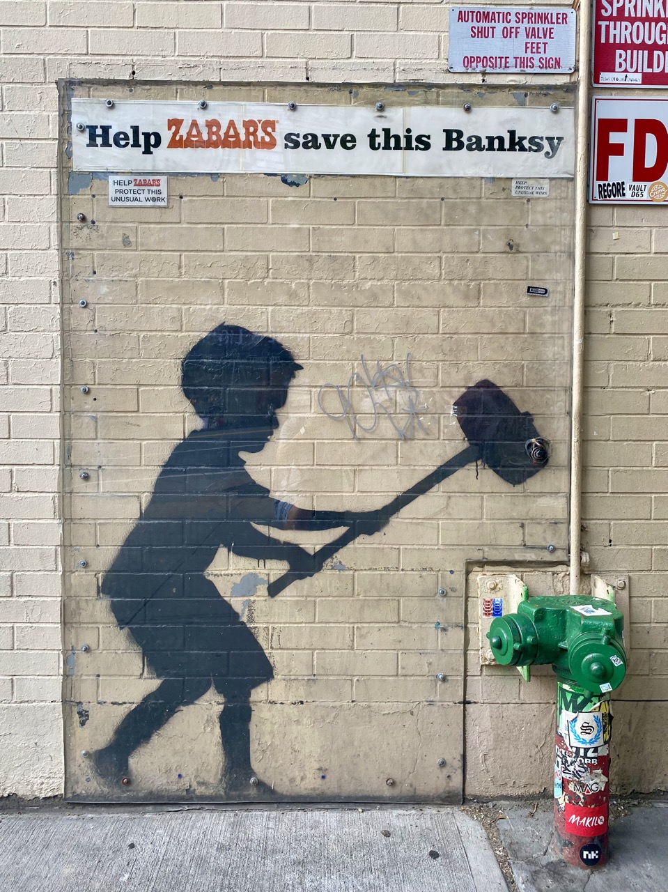 Banksy: Hammer Boy