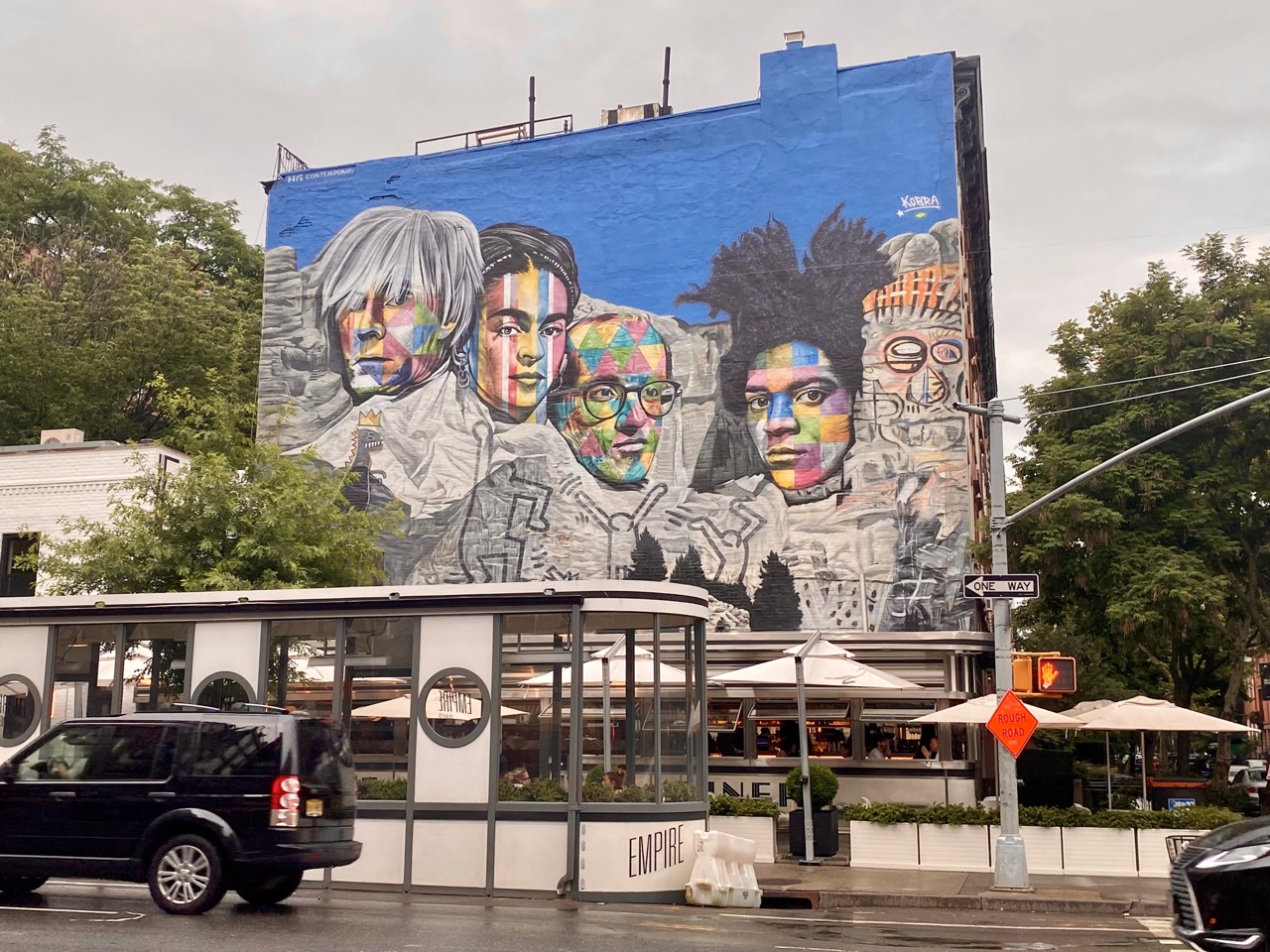 Kobra mural - Empire Diner